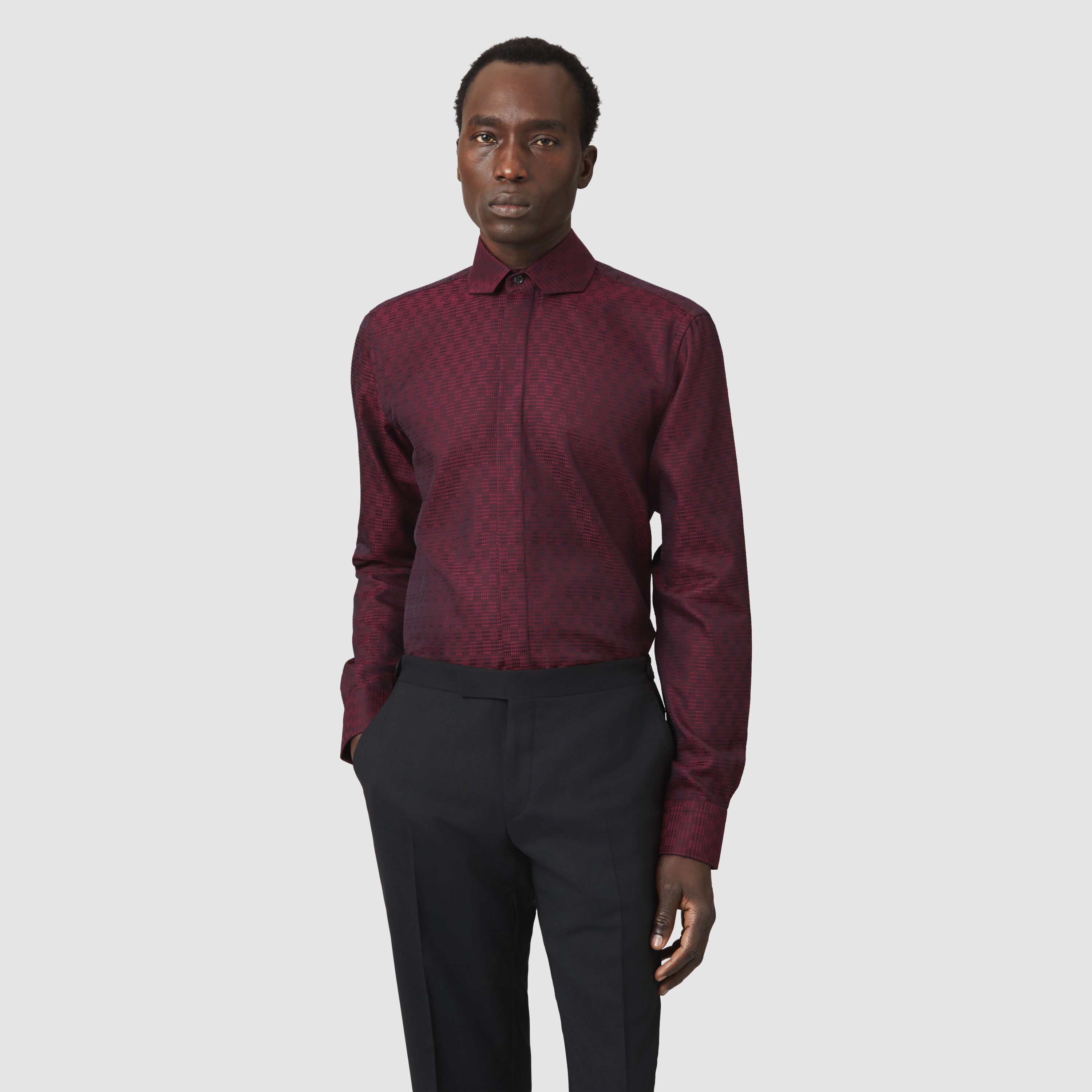 BURGUNDY KENTE CHISEL TIP COLLAR SHIRT