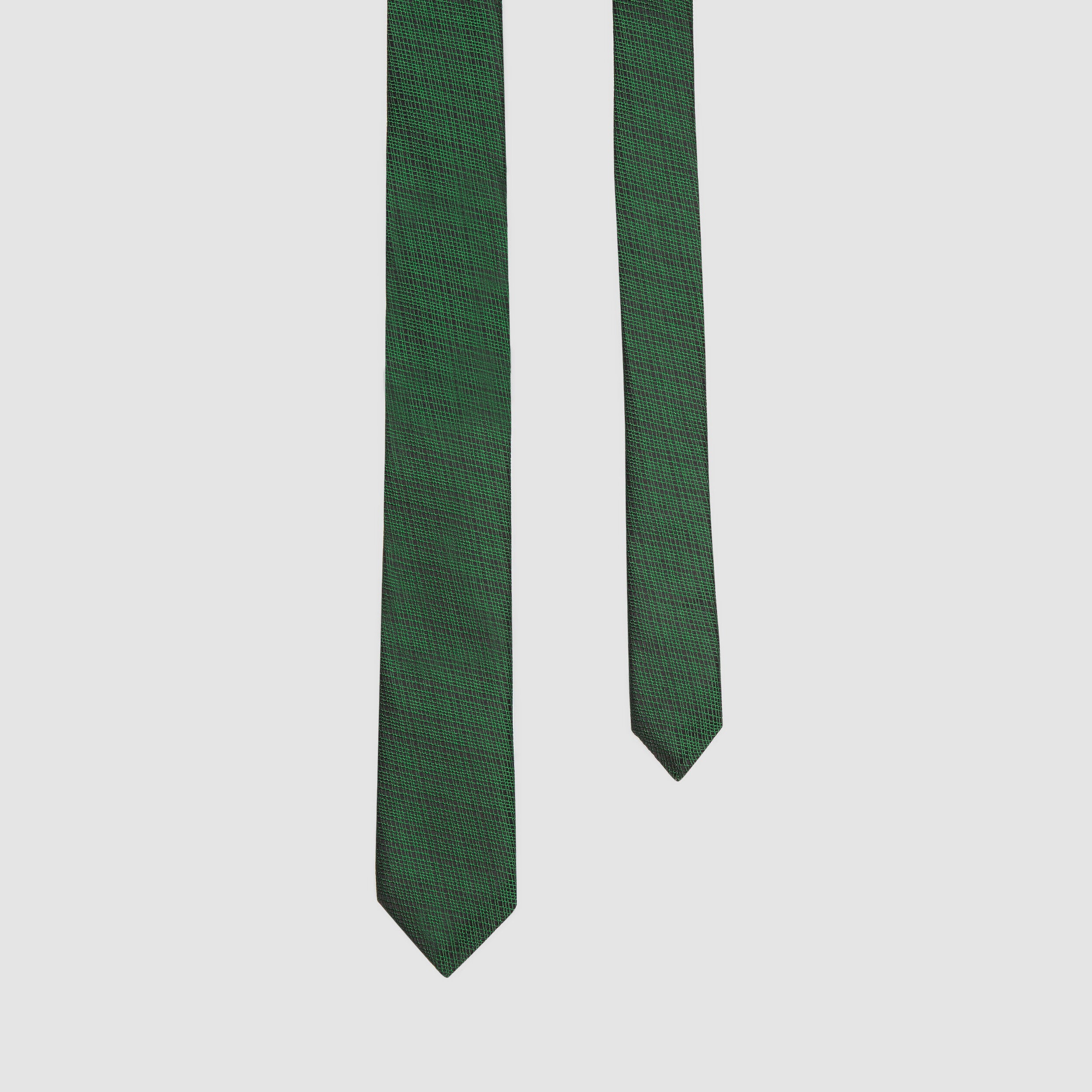 GREEN DIAMOND SILK TIE