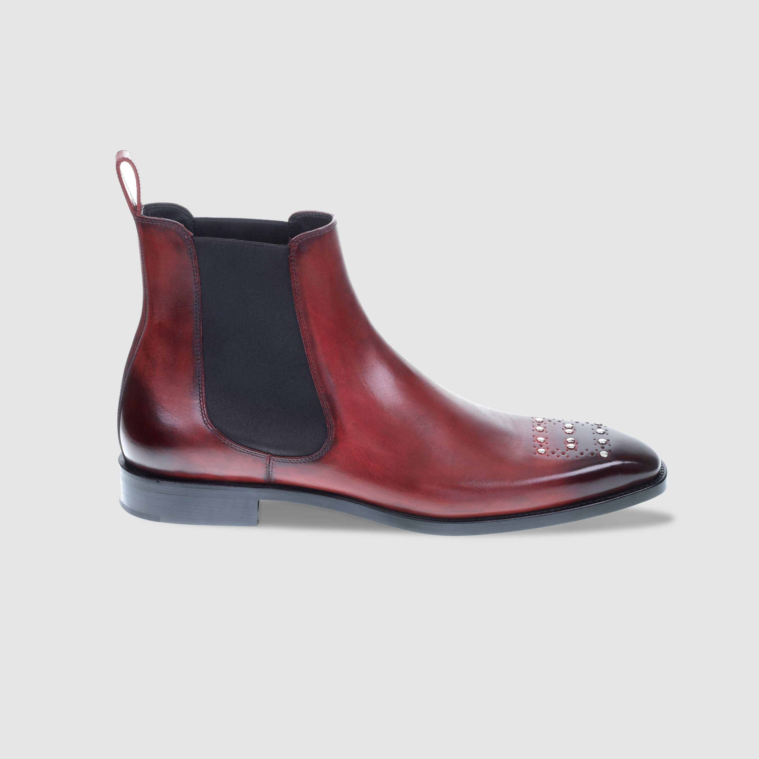 RED ASASE BOOT WITH STUDS